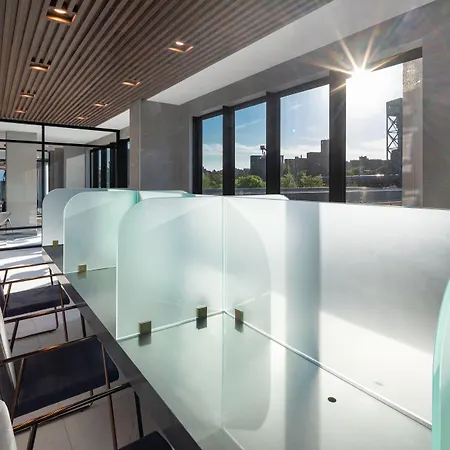 Global Luxury Suites At The Arches-2